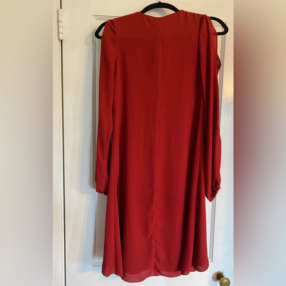 White House Black Market Split-Front, Long Sleeve Red S
Dress; Size: 0

O-4 - Picture 6 of 11